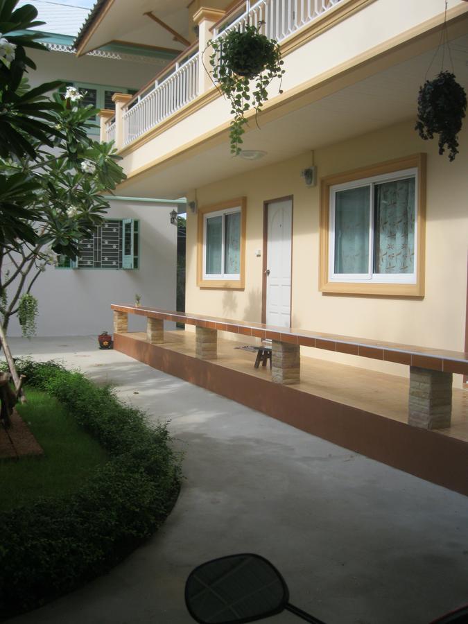 2N Guesthouse Phetchaburi Dış mekan fotoğraf