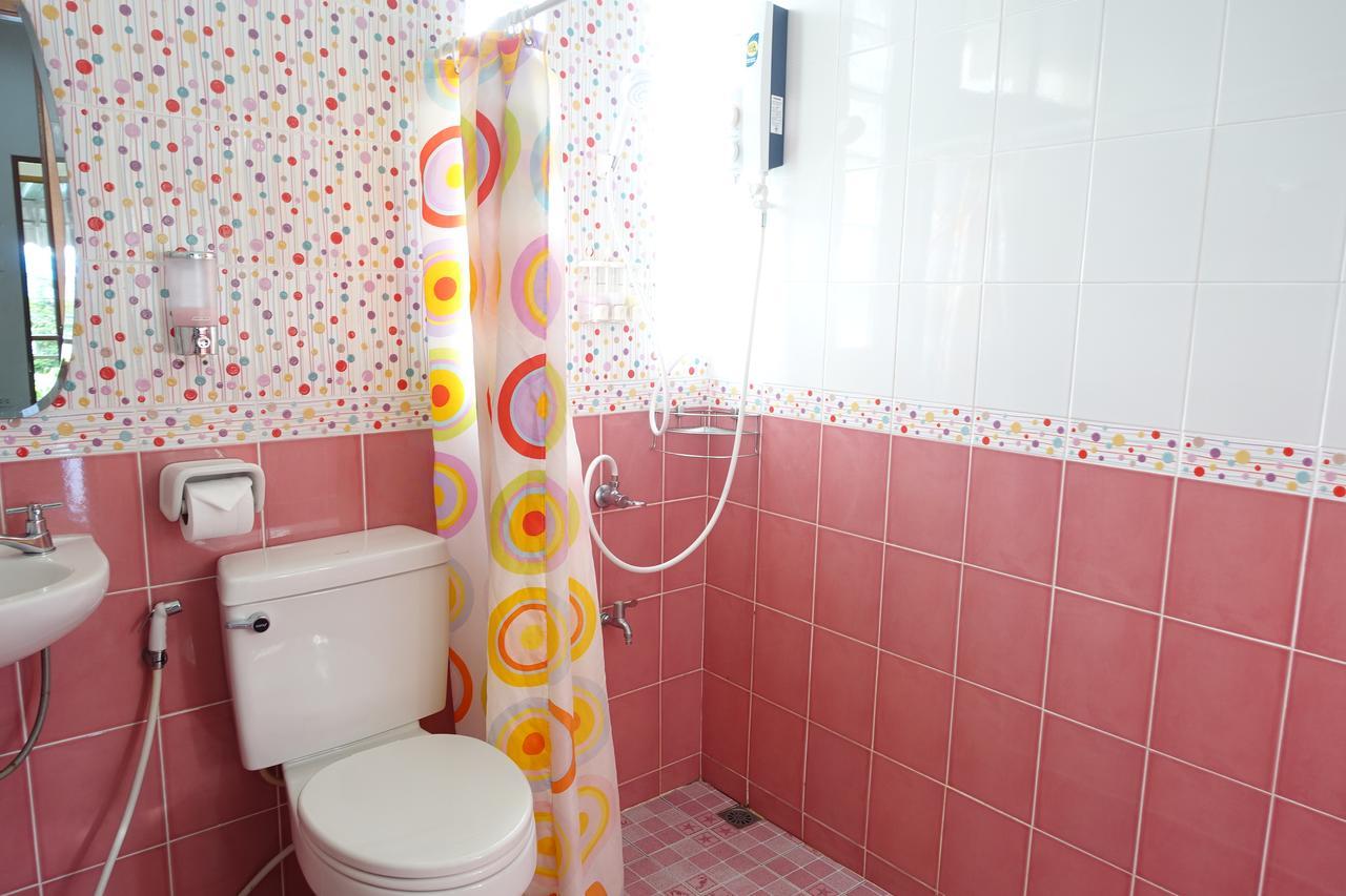 2N Guesthouse Phetchaburi Dış mekan fotoğraf