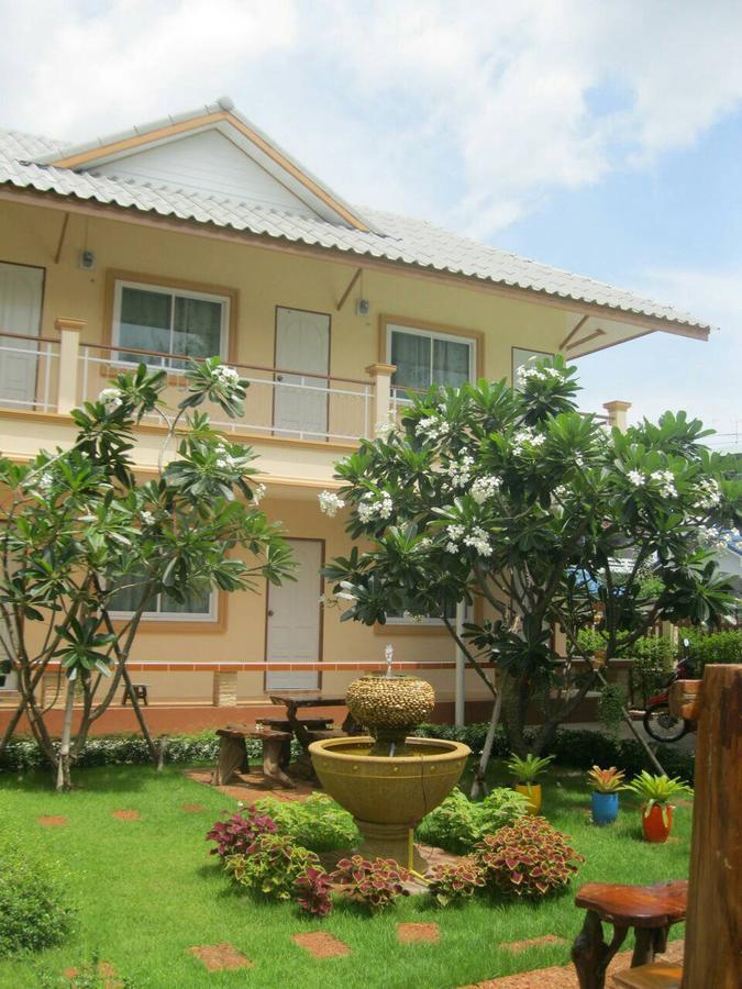 2N Guesthouse Phetchaburi Dış mekan fotoğraf