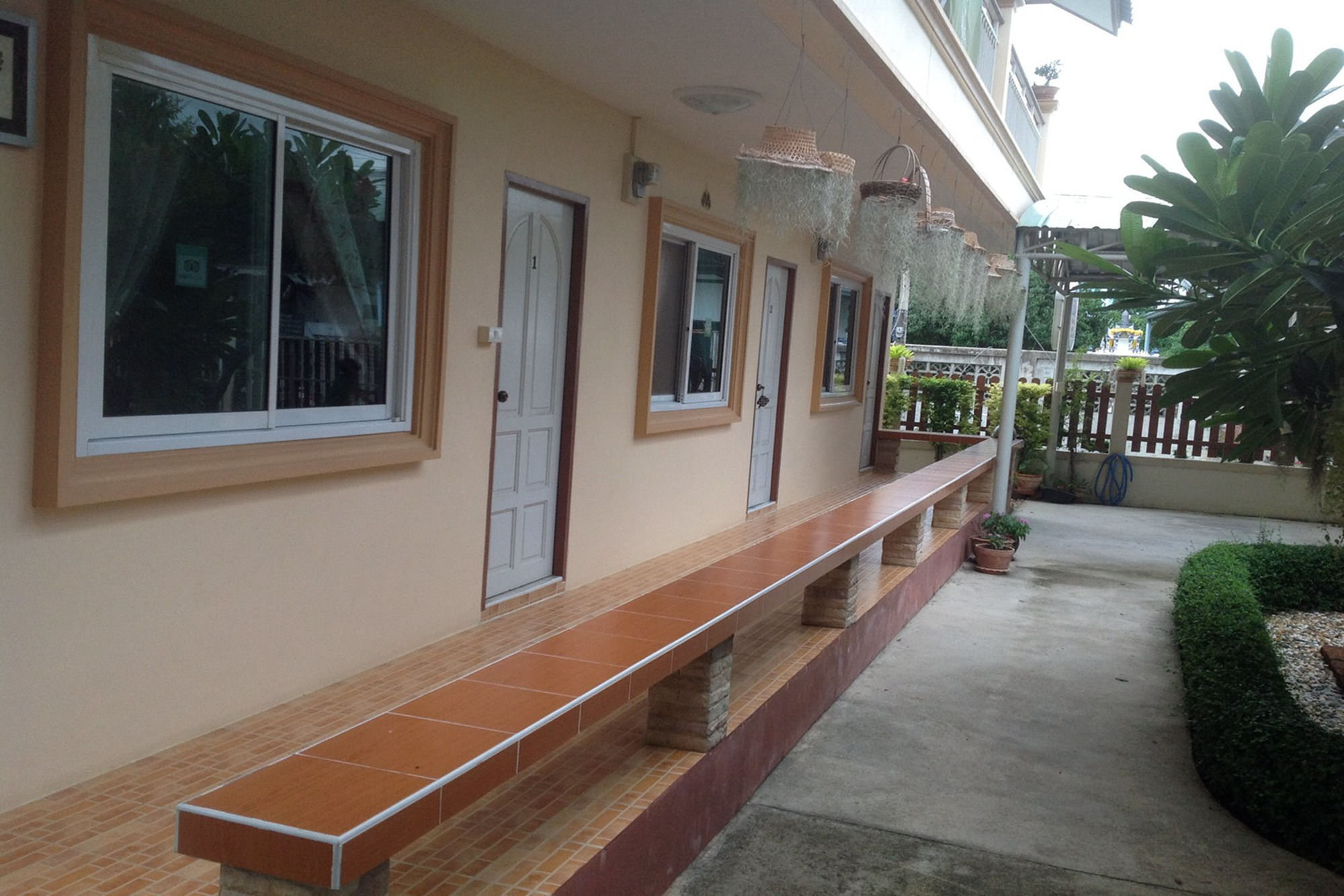 2N Guesthouse Phetchaburi Dış mekan fotoğraf