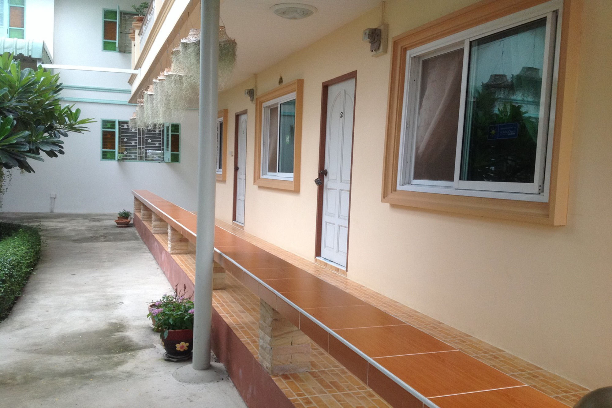 2N Guesthouse Phetchaburi Dış mekan fotoğraf