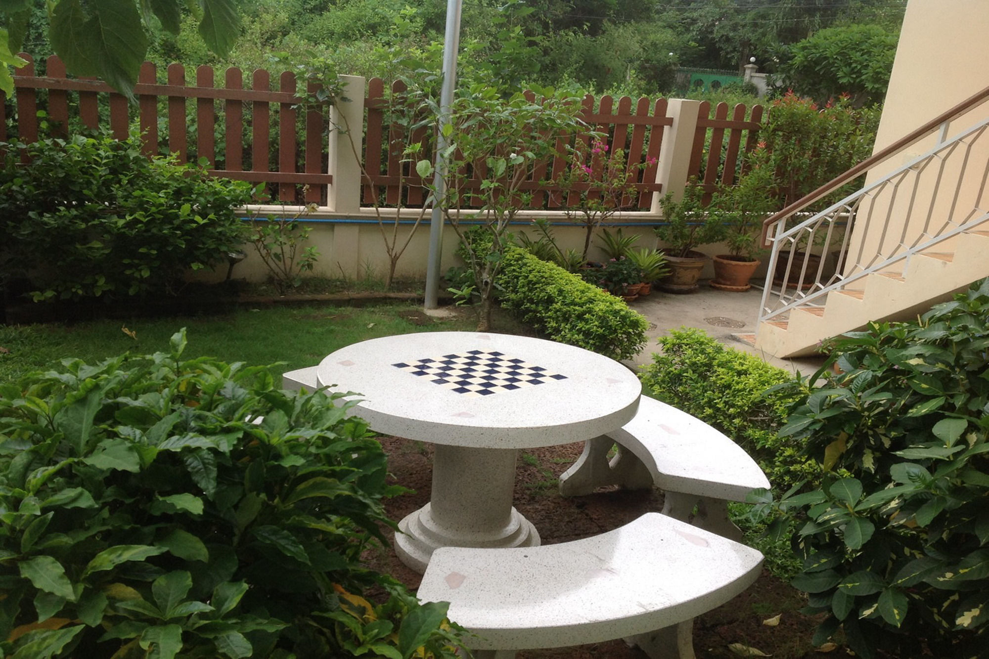 2N Guesthouse Phetchaburi Dış mekan fotoğraf