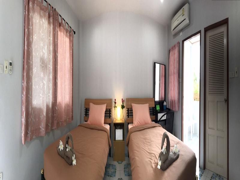 2N Guesthouse Phetchaburi Dış mekan fotoğraf